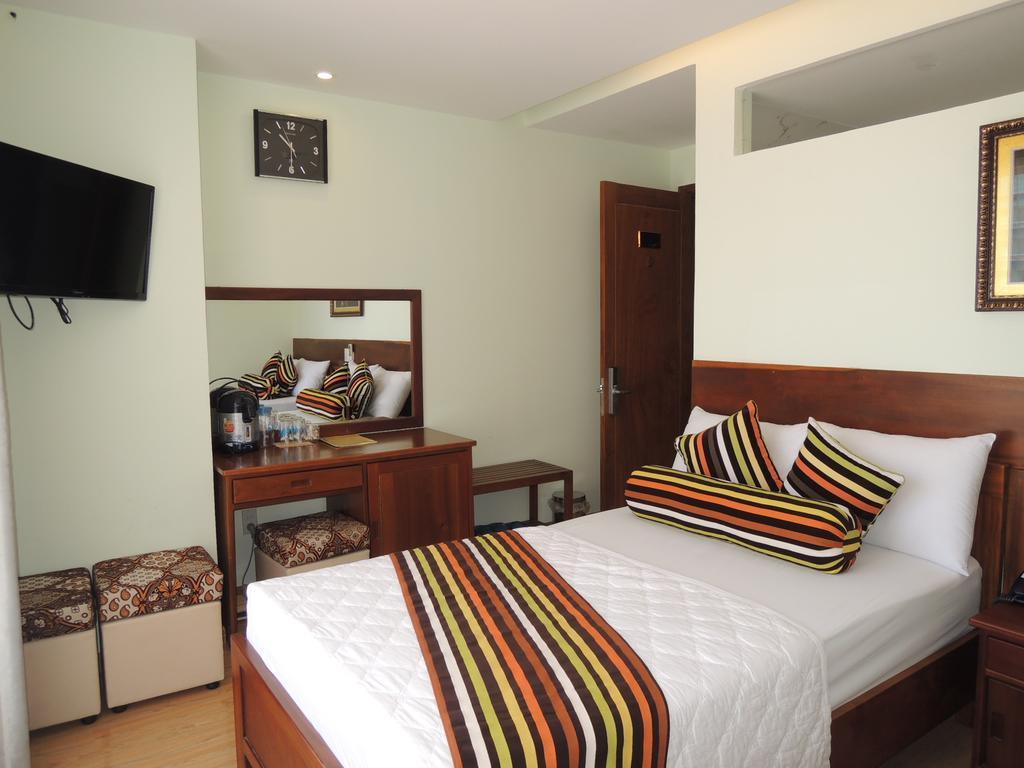 Art Deluxe Hotel Nha Trang Phòng bức ảnh